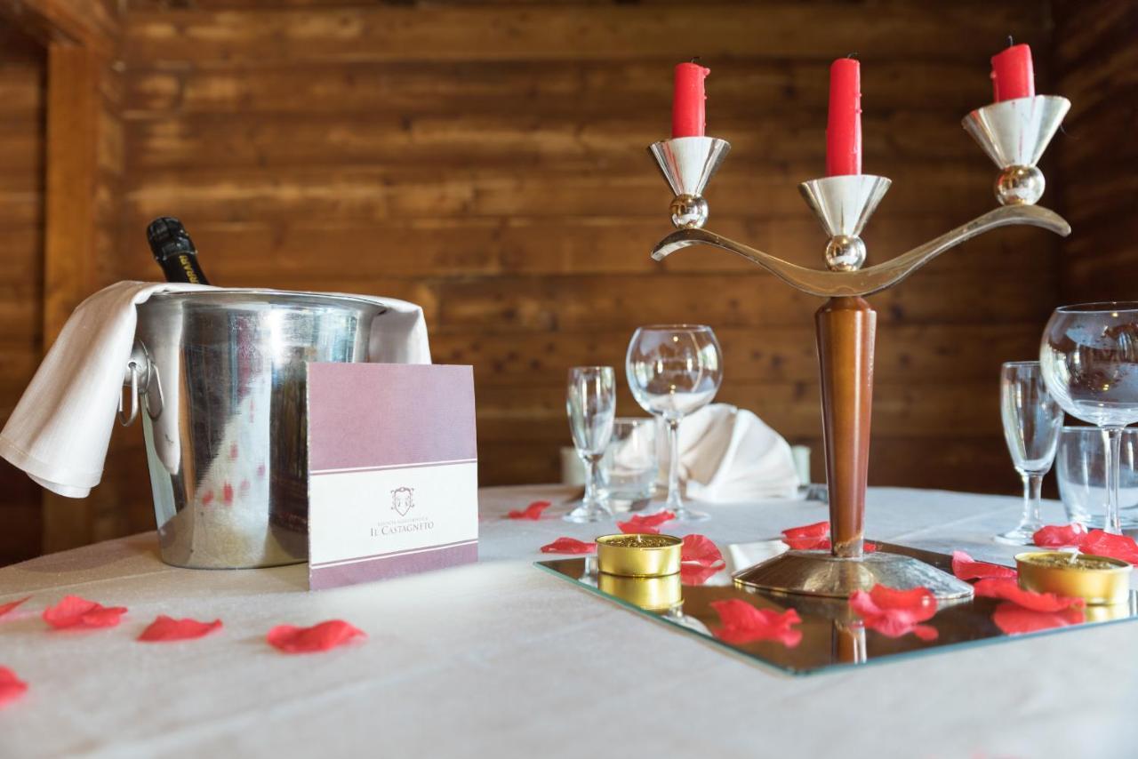 Rooms & Restaurant Il Castagneto Campagna Bagian luar foto